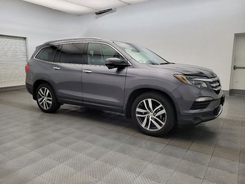 Used 2016 Honda Pilot Touring image 11