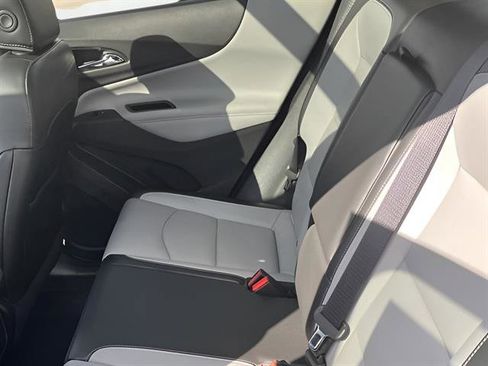 Used 2019 Chevrolet Equinox Premier image 11