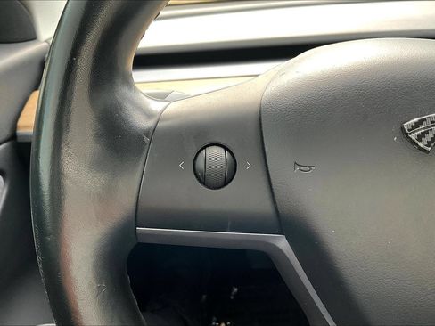 Used 2018 Tesla Model 3 Long Range AWD/4WD image 11