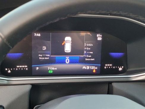 Used 2025 Volkswagen Taos SE image 24