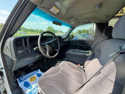 Used 2001 GMC Sierra 1500 2WD Regular Cab image 13