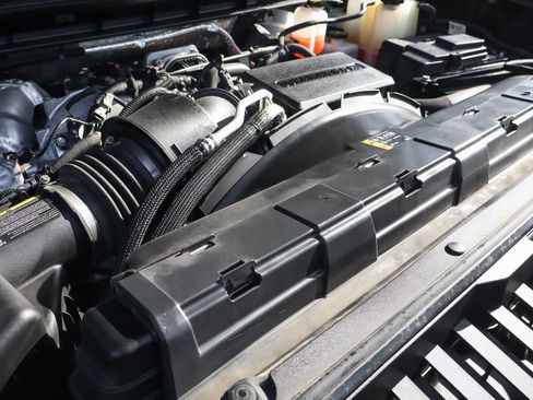 Used 2024 Chevrolet Silverado 3500 High Country w/ High Country Premium Package AWD/4WD image 17