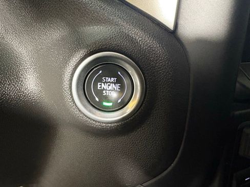 Used 2019 Chevrolet Silverado 1500 LTZ image 33