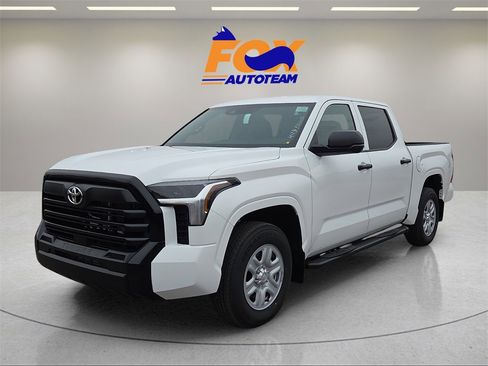 New 2026 Toyota Tundra SR image 1