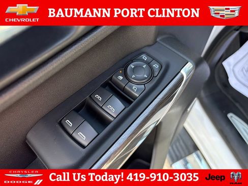 Used 2019 Chevrolet Silverado 1500 LTZ w/ LTZ Plus Package AWD/4WD image 12