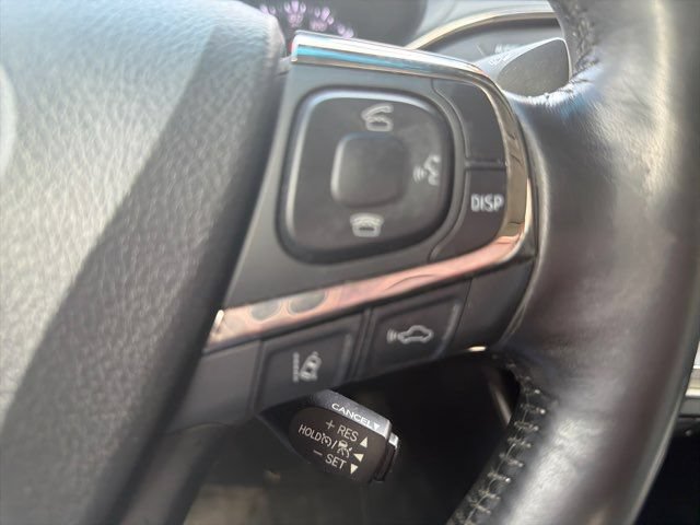 Used 2018 Toyota Avalon Limited FWD image 40