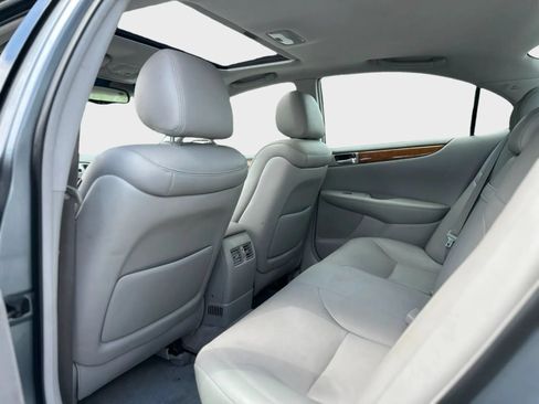 Used 2005 Lexus ES 330 w/ Preferred Accessory Pkg FWD image 20