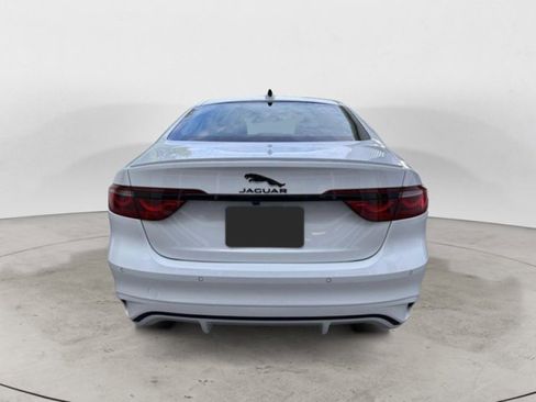 New 2024 Jaguar XF R-Dynamic SE image 4