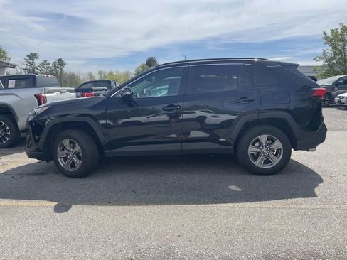 Used 2024 Toyota RAV4 XLE image 2