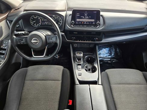 Used 2023 Nissan Rogue SV FWD image 17