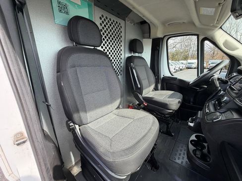 Used 2025 RAM ProMaster 2500 w/ Safety Group image 21