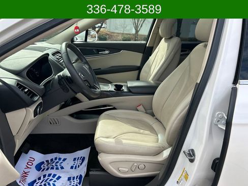 Used 2017 Lincoln MKX Reserve image 9