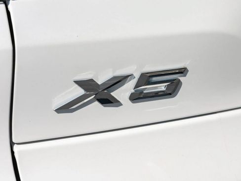 Used 2024 BMW X5 xDrive50e w/ M Sport Package AWD/4WD image 11