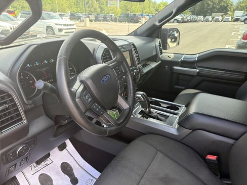 Used 2019 Ford F150 XLT w/ Equipment Group 302A Luxury AWD/4WD image 28