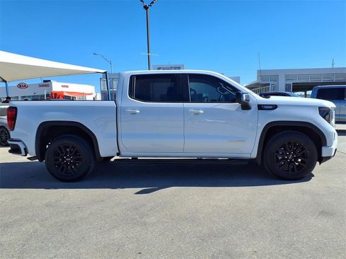 Used 2025 GMC Sierra 1500 Elevation w/ Elevation Premium Package image 8
