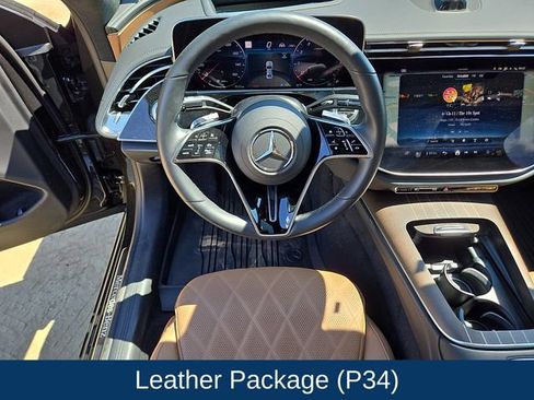 Used 2024 Mercedes-Benz E 450 4MATIC Sedan image 3