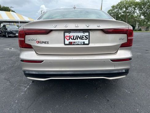Used 2024 Volvo S60 B5 Plus image 13
