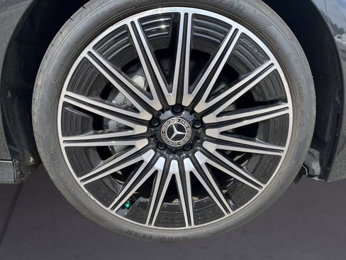 Used 2024 Mercedes-Benz CLE 300 4MATIC Coupe image 14