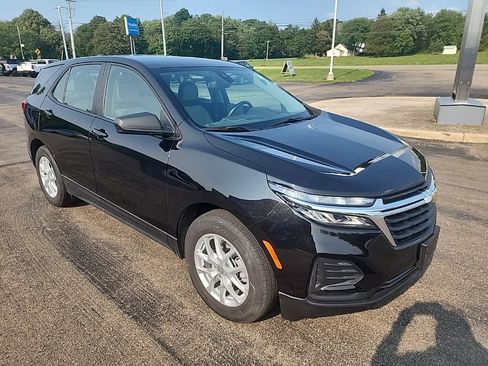 Used 2024 Chevrolet Equinox LS FWD image 1