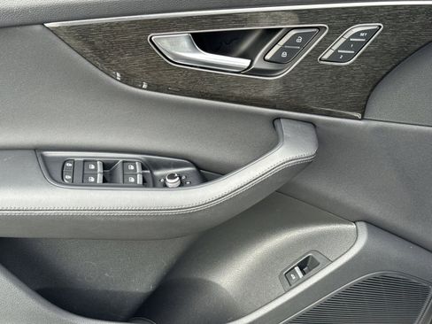 Used 2023 Audi Q7 3.0T Premium Plus image 15