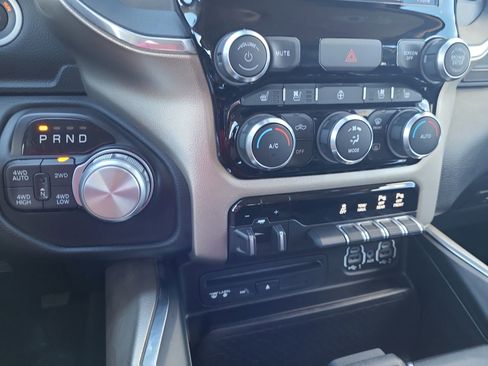 Used 2019 RAM 1500 Laramie image 24