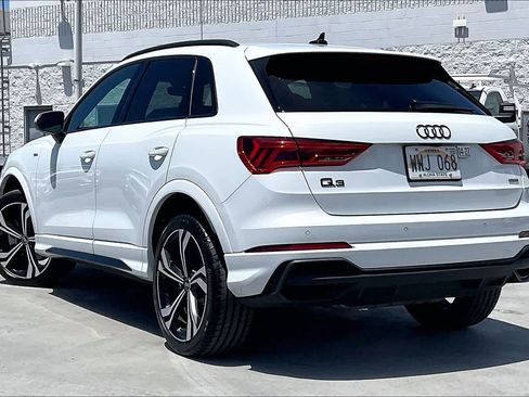 Used 2023 Audi Q3 2.0T Premium Plus w/ Premium Plus Package AWD/4WD image 4