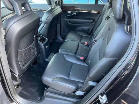 Used 2016 Volvo XC90 T8 Momentum AWD/4WD image 13