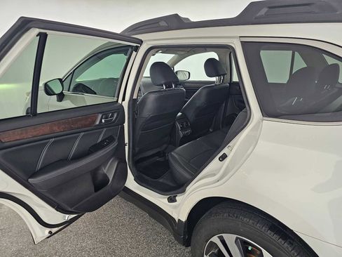 Used 2019 Subaru Outback 2.5i Limited image 14