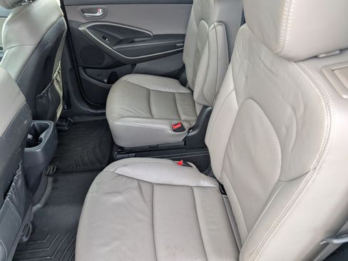 Used 2017 Hyundai Santa Fe Limited w/ Cargo Package AWD/4WD image 24