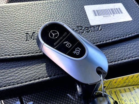 Used 2026 Mercedes-Benz GLC 43 AMG 4MATIC image 15
