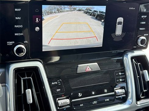 Used 2023 Kia Sorento SX image 25