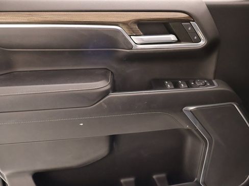 Used 2022 Chevrolet Silverado 1500 LT image 15