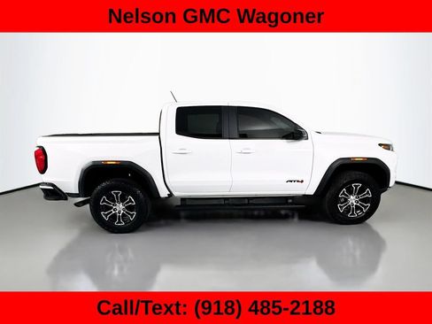 Used 2024 GMC Canyon AT4 AWD/4WD image 4