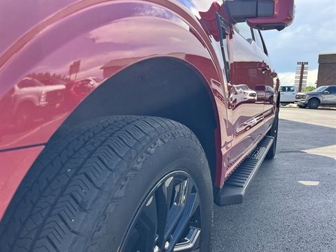 Used 2025 Ford F150 Lariat AWD/4WD image 11