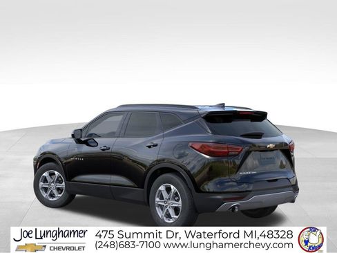 New 2026 Chevrolet Blazer LT w/ LPO, Floor Liner Package AWD/4WD image 3