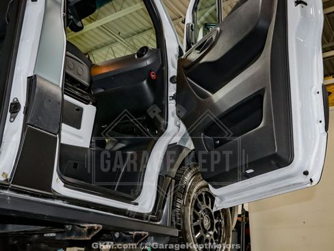 Used 2020 Mercedes-Benz Sprinter 2500 image 73