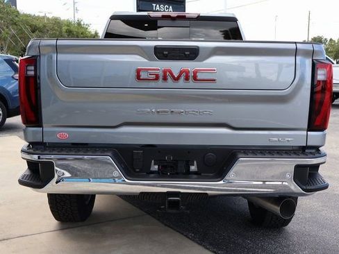 New 2025 GMC Sierra 2500 SLT w/ SLT Premium Package image 6