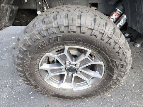 Certified 2025 Jeep Gladiator Mojave AWD/4WD image 5