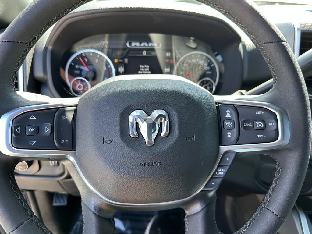 New 2026 RAM 3500 Big Horn AWD/4WD image 21