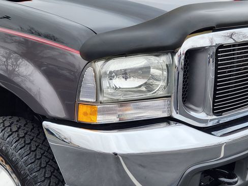 Used 2003 Ford F350 Lariat image 11