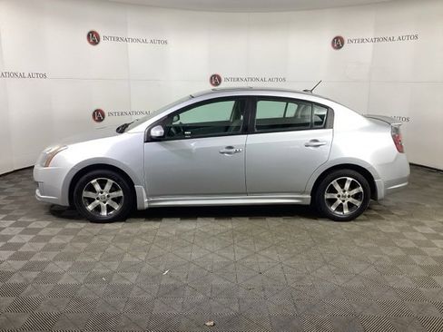 Used 2012 Nissan Sentra 2.0 SR w/ Special Edition Pkg image 7
