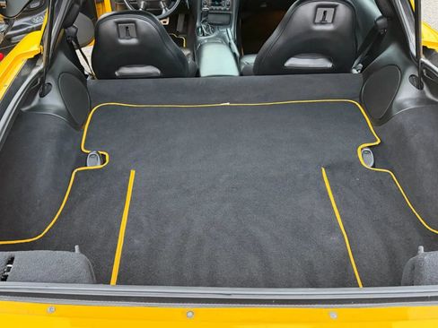 Used 2003 Chevrolet Corvette Coupe w/ Preferred Equipment Group image 10