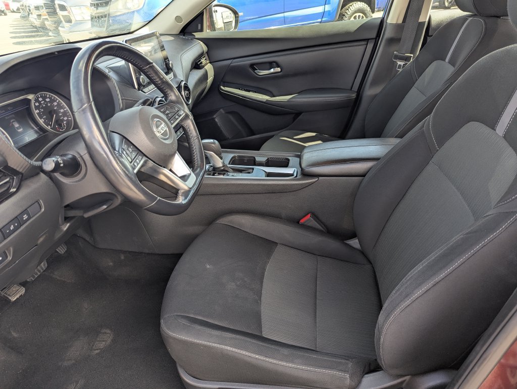 Used 2020 Nissan Sentra SV FWD image 25