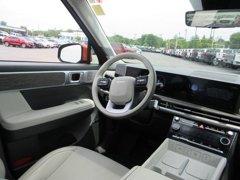 Used 2025 Hyundai Santa Fe Calligraphy AWD/4WD image 26
