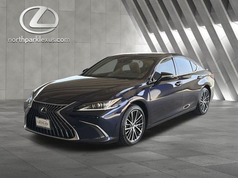 Certified 2024 Lexus ES 350 w/ Premium Package FWD image 3