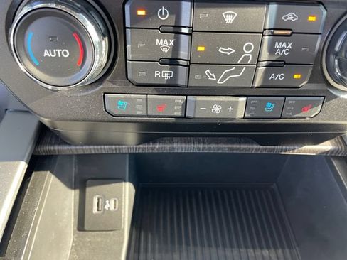 Used 2021 Ford F250 Lariat AWD/4WD image 22