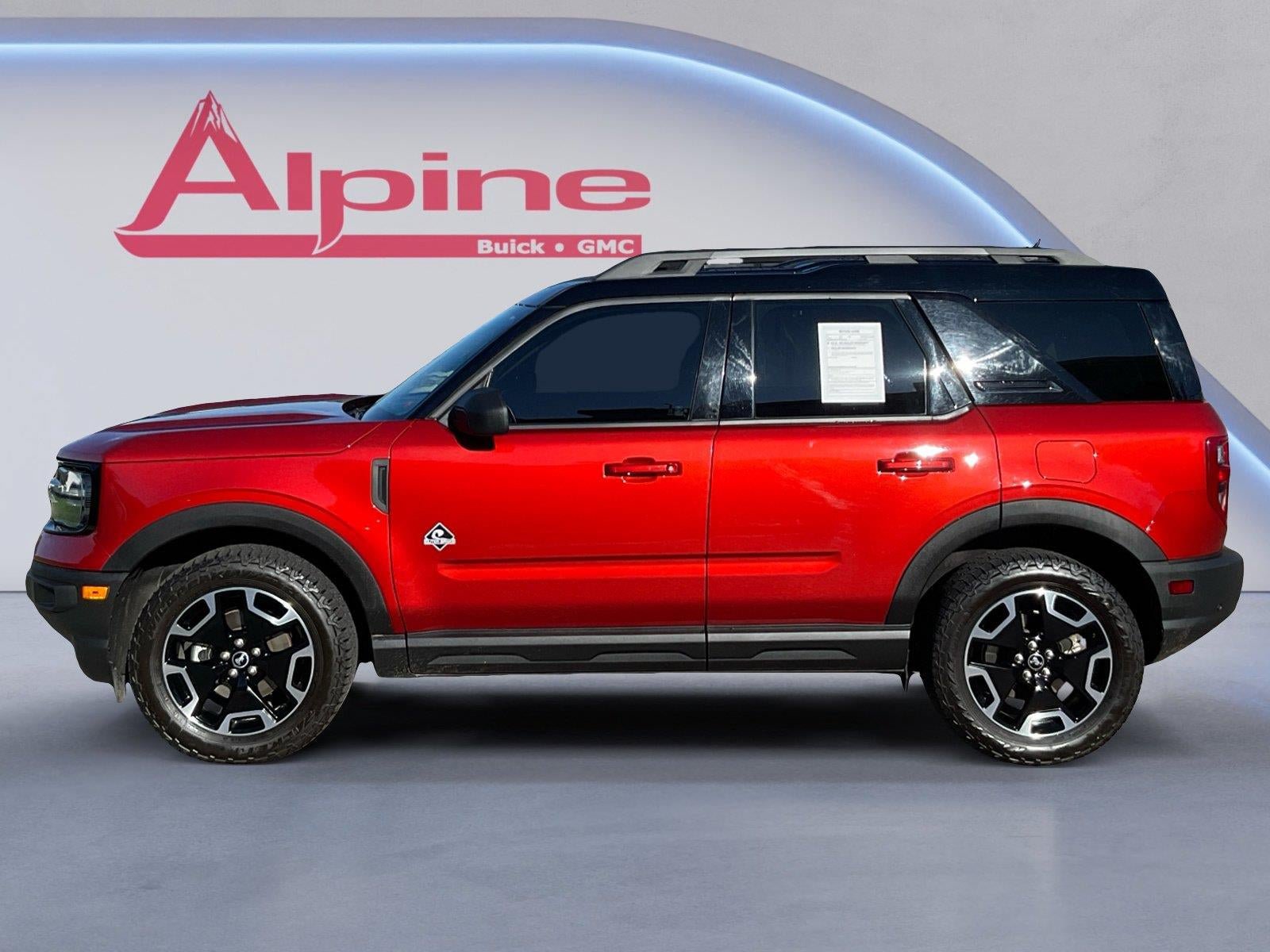 Used 2023 Ford Bronco Sport Outer Banks w/ Tech Package AWD/4WD image 2