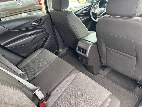Used 2024 Chevrolet Equinox LT AWD/4WD image 24