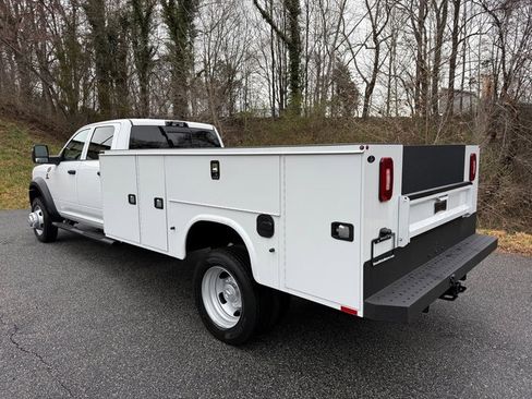 New 2026 RAM 5500 Tradesman AWD/4WD image 10