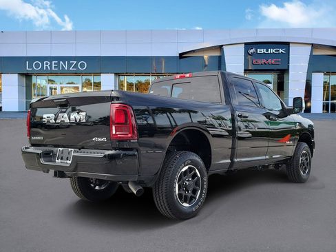 Used 2026 RAM 2500 Laramie AWD/4WD image 5